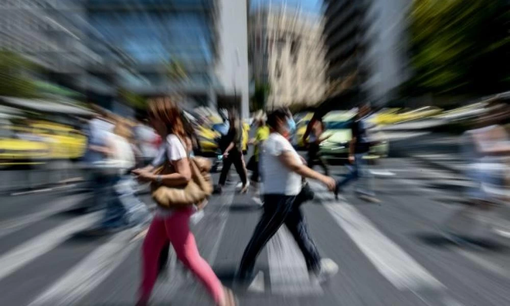 Ανοδική τάση των κρουσμάτων της γρίπης - Κοινά τα συμπτώματα με την «Όμικρον»